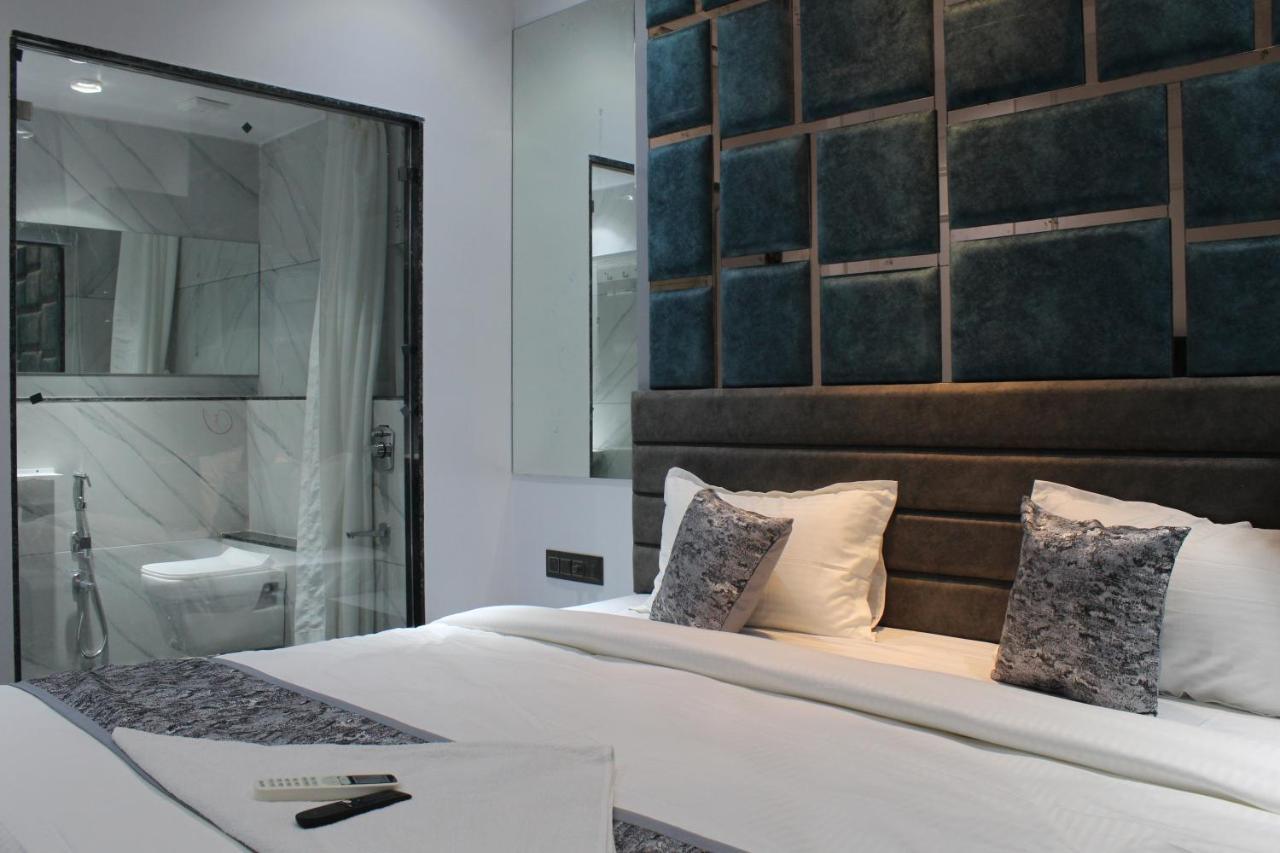 Hotel The Lowell Surat Ngoại thất bức ảnh