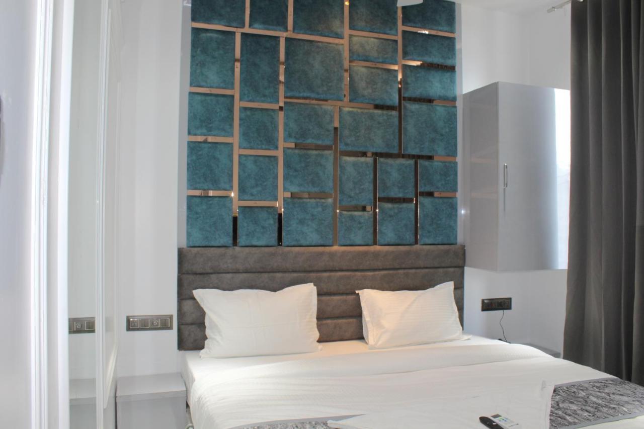 Hotel The Lowell Surat Ngoại thất bức ảnh