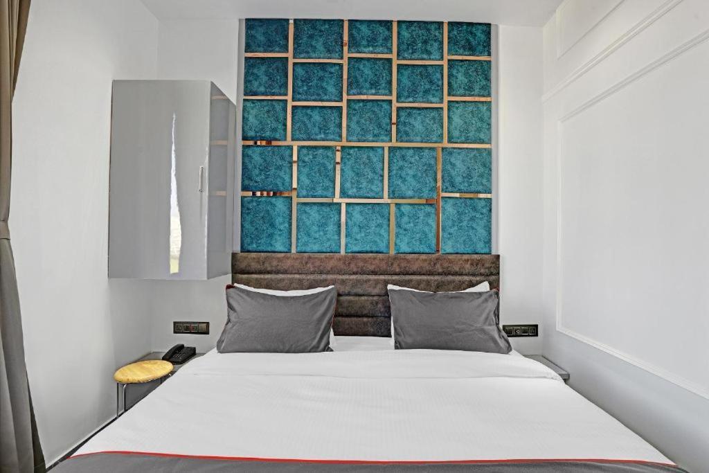 Hotel The Lowell Surat Ngoại thất bức ảnh