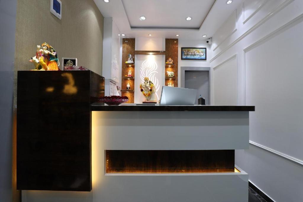 Hotel The Lowell Surat Ngoại thất bức ảnh